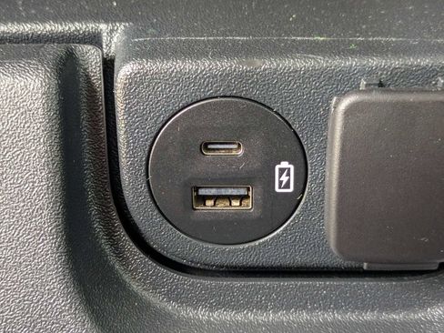 Used 2022 Ford F150 XLT w/ Equipment Group 301A Mid AWD/4WD image 15
