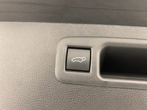 Used 2026 Toyota Highlander XLE AWD/4WD image 37