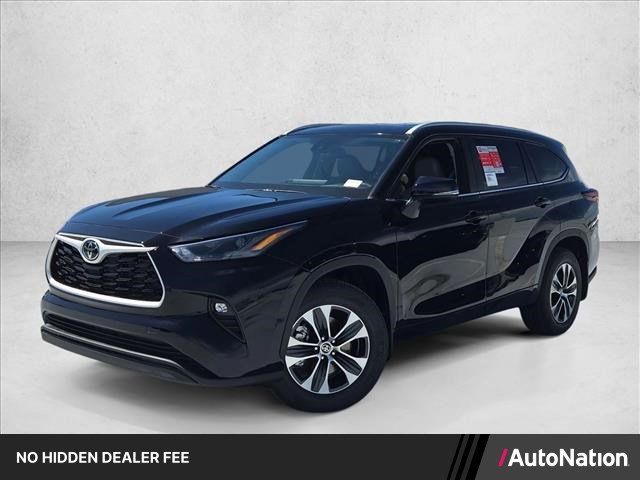 New 2026 Toyota Highlander XLE AWD/4WD image 1