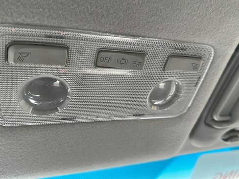 Used 2012 Toyota Yaris LE FWD image 17