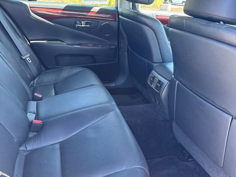 Used 2008 Lexus LS 460 image 12