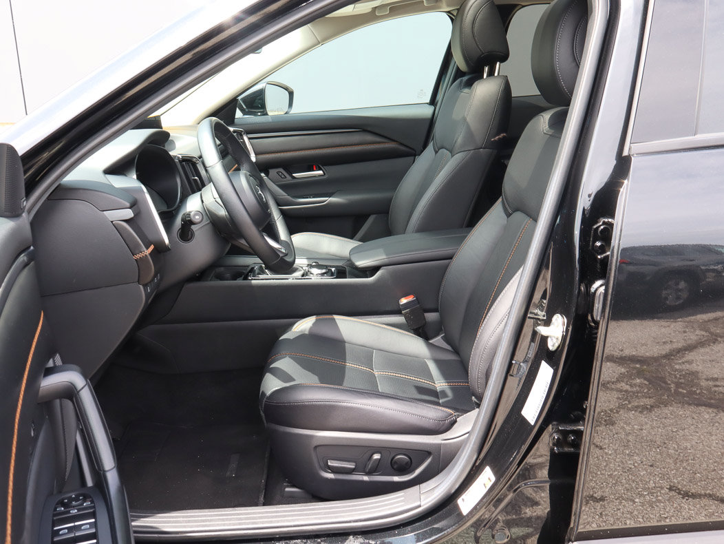 Used 2025 MAZDA CX-50 AWD 2.5 S w/ Premium Plus Pkg image 7