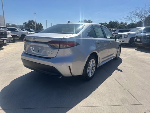 New 2026 Toyota Corolla XLE image 5