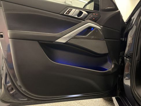 Used 2022 BMW X6 M50i w/ Executive Package image 12