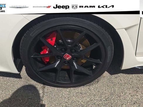 Used 2025 Honda Civic Type R image 11