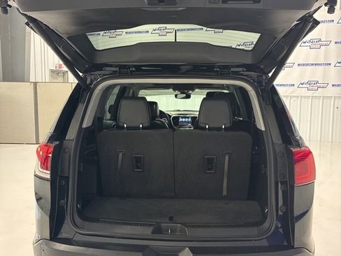 Used 2017 GMC Acadia SLT image 42