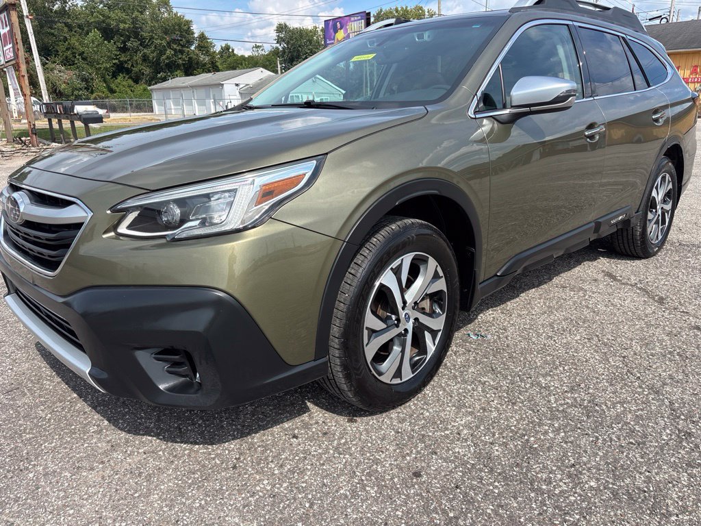 Used 2021 Subaru Outback Premium AWD/4WD image 3