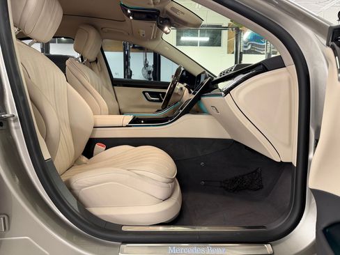 Used 2023 Mercedes-Benz S 500 4MATIC image 33