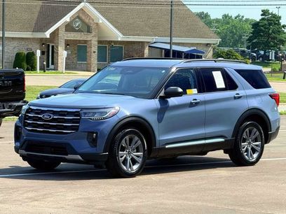 Used 2025 Ford Explorer Active w/ Active Comfort Package