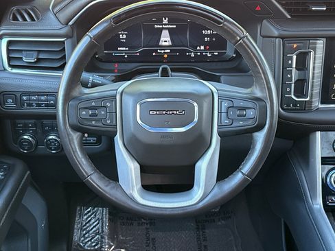 Used 2024 GMC Yukon XL Denali w/ Denali Reserve Package image 18