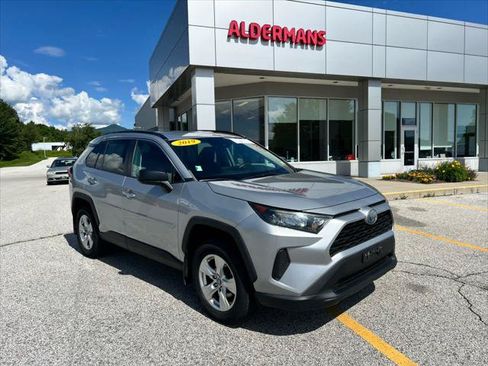 Certified 2019 Toyota RAV4 LE w/ Carpet Mat Package AWD/4WD image 1