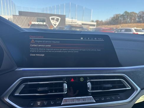 Used 2022 BMW X5 xDrive40i w/ Premium Package image 18