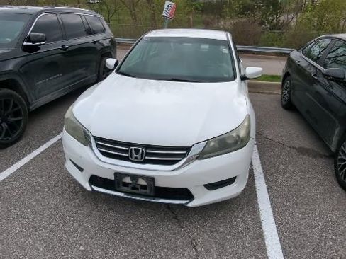 Used 2014 Honda Accord LX image 6