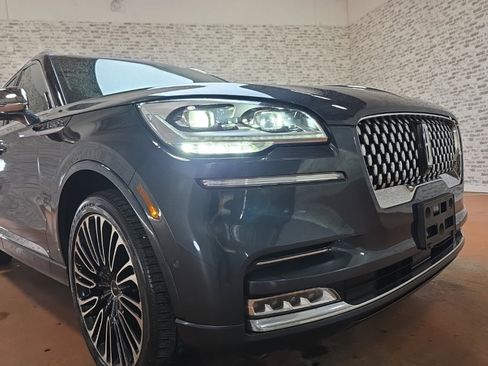 Used 2021 Lincoln Aviator Black Label w/ Dynamic Handling Package image 11