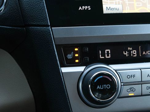 Used 2016 Subaru Outback 2.5i Limited image 42