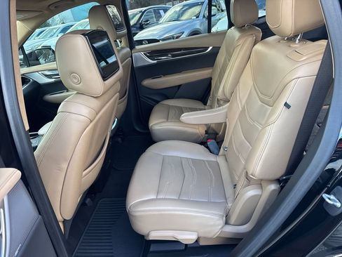 Used 2020 Cadillac XT6 Sport w/ Platinum Package image 20