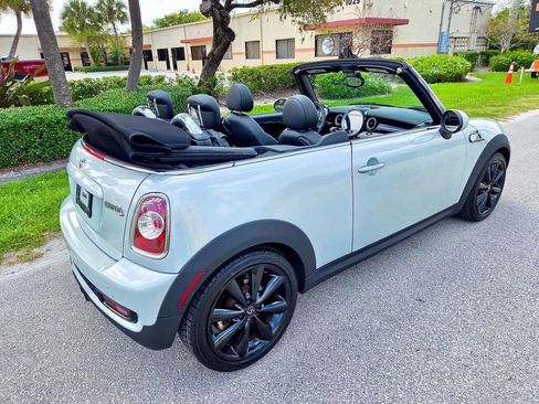 Used 2013 MINI Cooper S FWD image 14