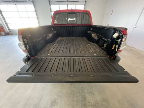 Used 2014 Toyota Tacoma 4x4 Double Cab w/ TRD Sport Package image 23