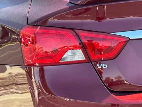 Used 2017 Chevrolet Impala LT w/ Leather Package image 50