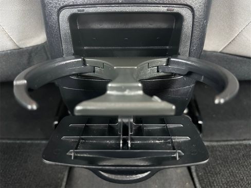 Used 2015 Toyota Corolla LE image 26