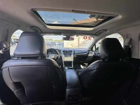 Used 2020 Ford Fusion SEL image 7