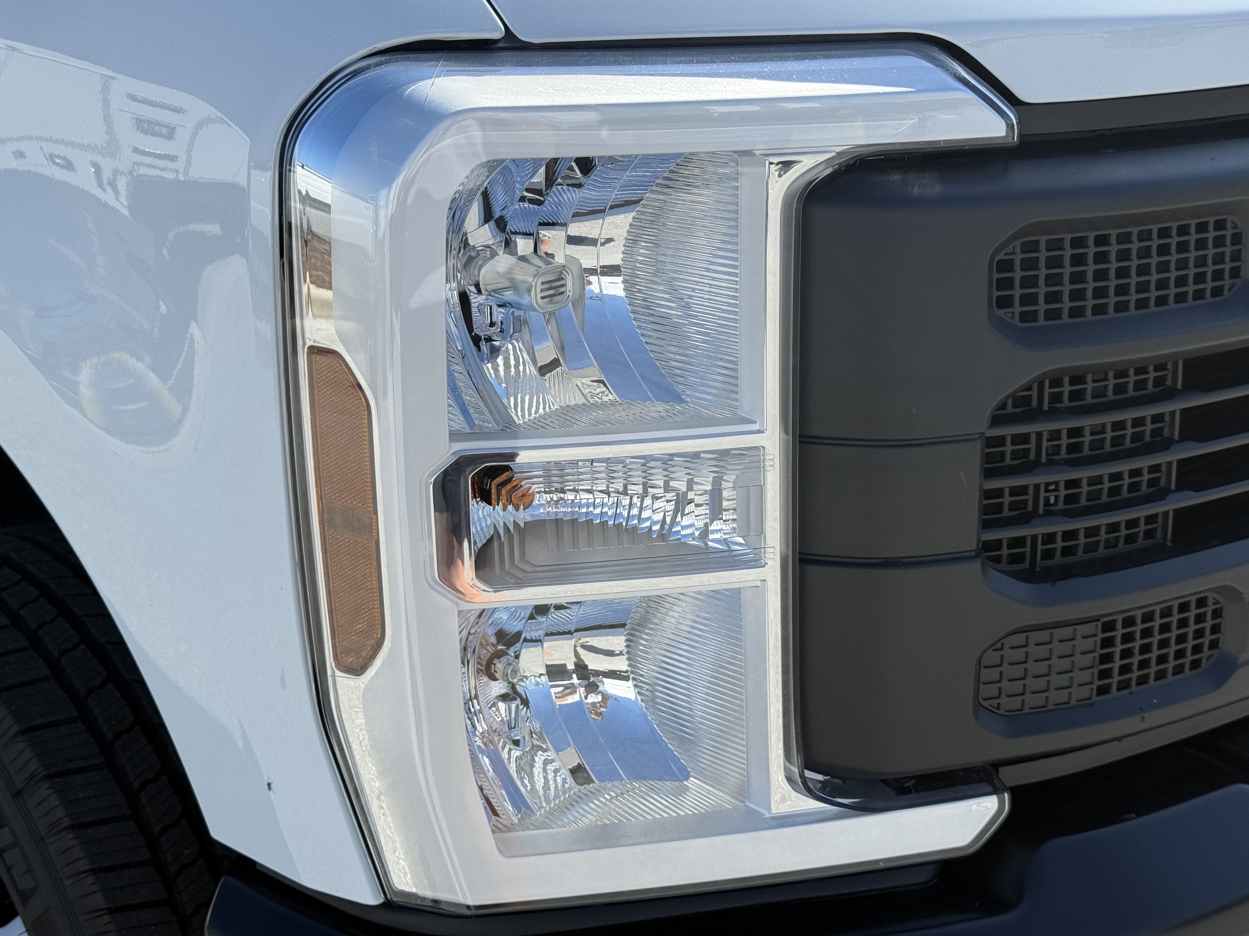 New 2026 Ford F350 XL AWD/4WD image 7