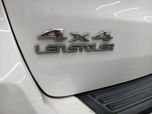 Used 2017 Jeep Grand Cherokee Laredo AWD/4WD image 45