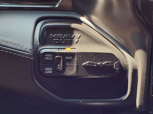 Used 2024 RAM 3500 Limited image 10