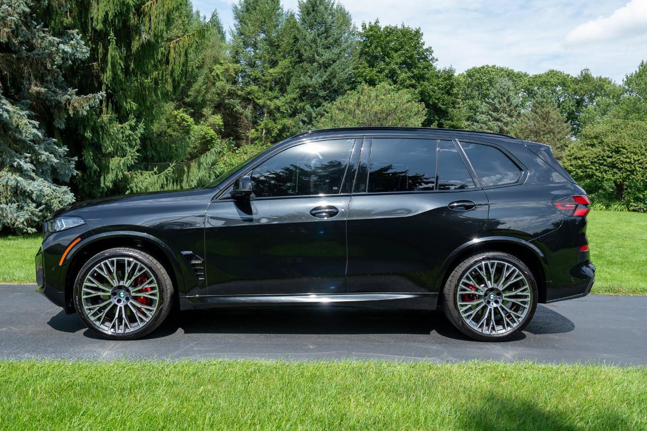 Used 2025 BMW X5 M60i AWD/4WD image 6