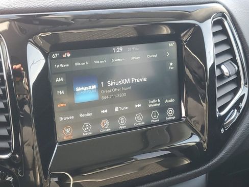 Used 2020 Jeep Compass Latitude image 19