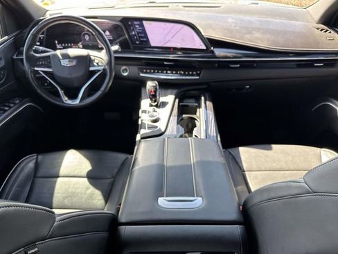 Used 2023 Cadillac Escalade Sport w/ LPO, ONYX Package image 21