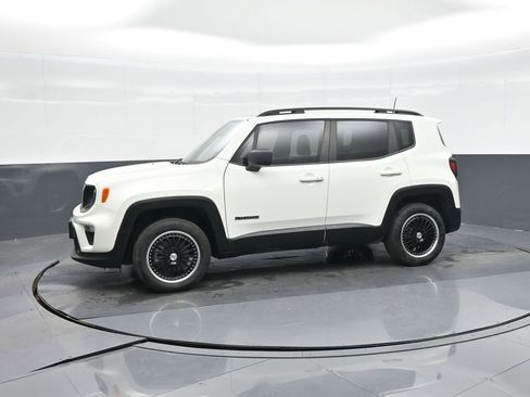 Used 2022 Jeep Renegade Latitude image 9