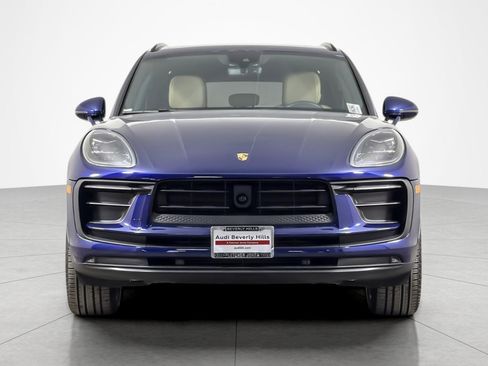 Used 2023 Porsche Macan AWD/4WD image 8