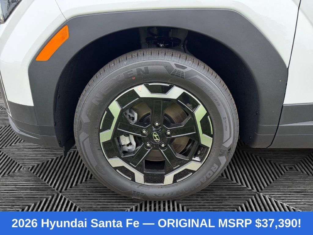 Used 2026 Hyundai Santa Fe SE FWD image 15