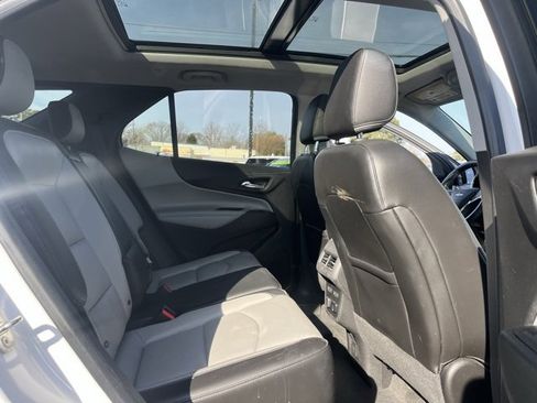 Used 2018 Chevrolet Equinox Premier image 14