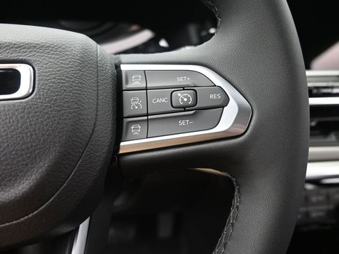 New 2026 Jeep Compass Limited image 31