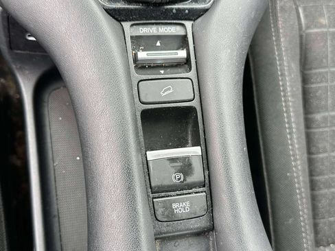 Certified 2024 Honda HR-V LX image 25