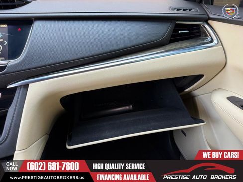 Used 2018 Cadillac XT5 FWD image 44