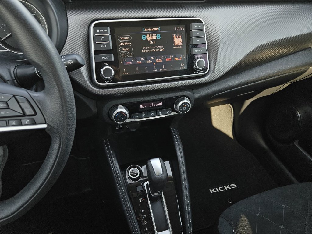 Certified 2019 Nissan Kicks SV FWD image 17