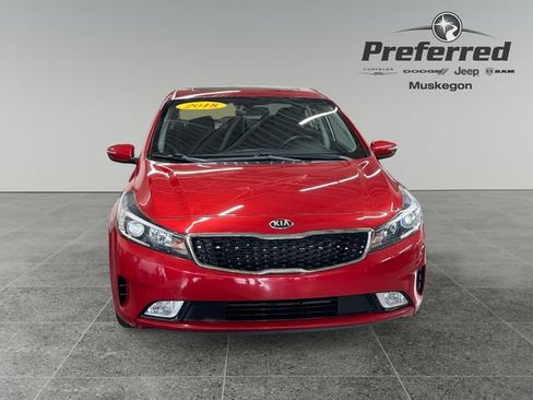 Used 2018 Kia Forte S w/ S Technology Plus Package FWD image 11