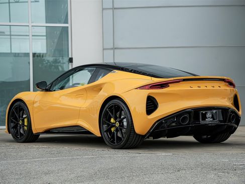 New 2025 Lotus Emira image 11