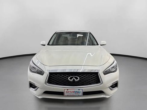 Used 2018 INFINITI Q50 Luxe w/ Essential Package (3.0T Luxe) AWD/4WD image 2