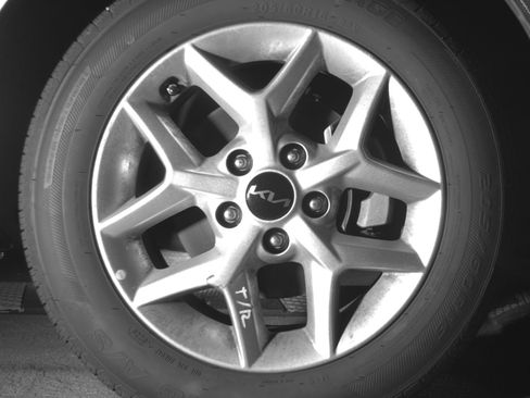 Used 2025 Kia Soul LX w/ LX Technology Package image 20