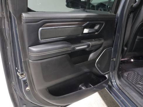Used 2025 RAM 1500 Laramie AWD/4WD image 18