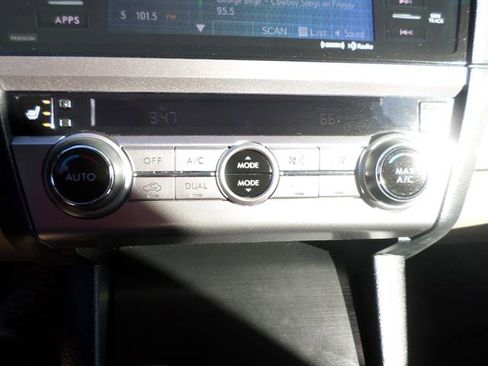 Used 2017 Subaru Legacy 2.5i Premium image 15