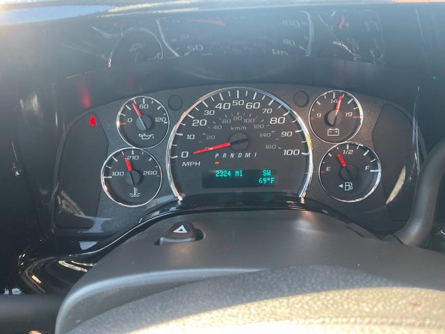 Used 2026 Chevrolet Express 2500 w/ Driver Convenience Package RWD image 23