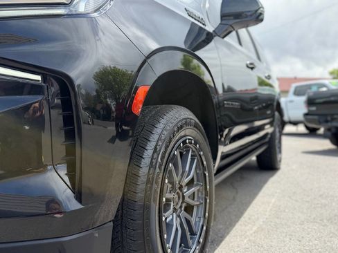 Used 2021 Chevrolet Suburban High Country image 15