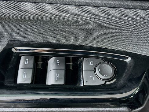 Used 2024 Honda Prologue EX image 15