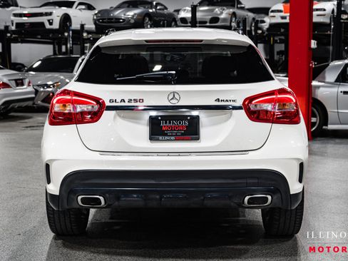 Used 2018 Mercedes-Benz GLA 250 4MATIC image 4
