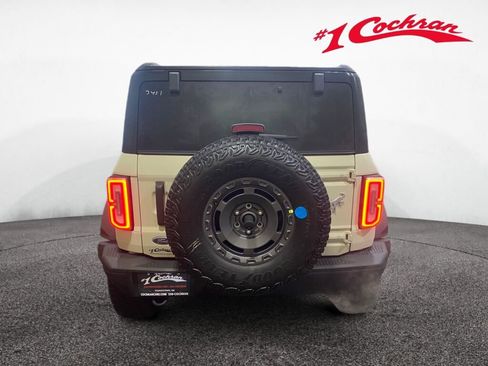 New 2025 Ford Bronco Badlands w/ Sasquatch Package image 6